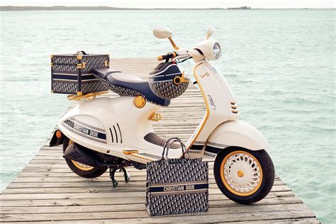 prezzo vespa christian dior|Vespa Dior price.